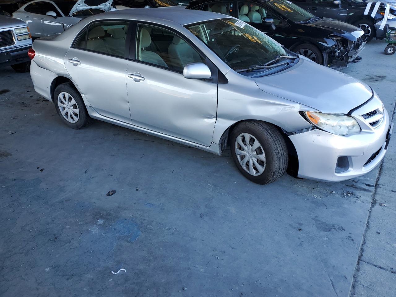 2011 TOYOTA COROLLA