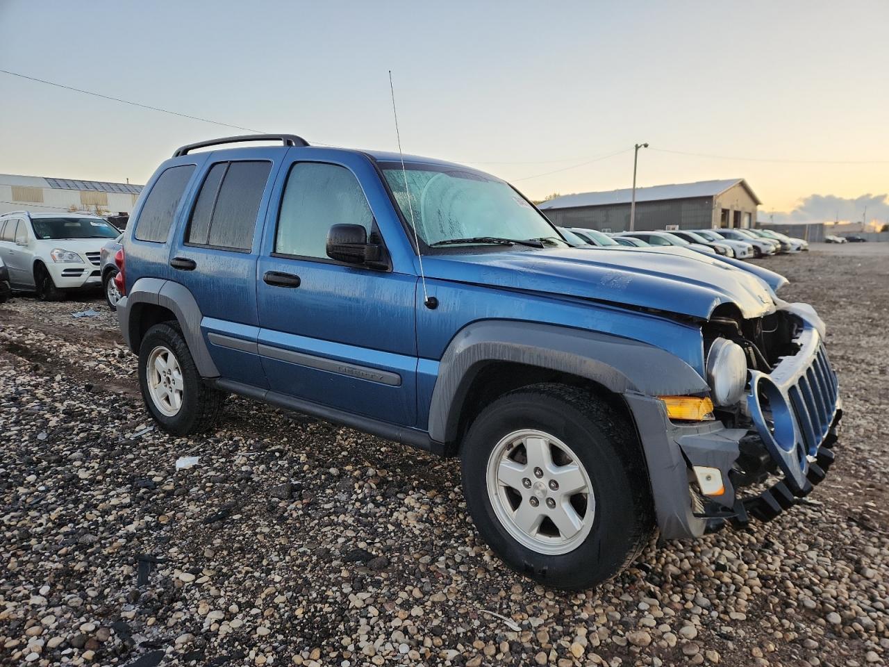 2005 JEEP Liberty