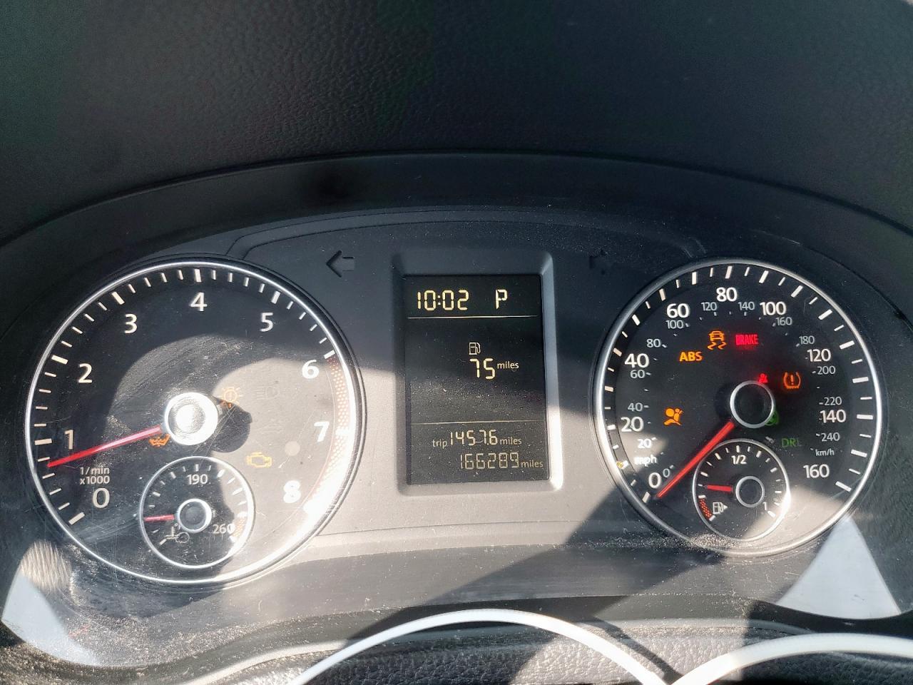 2012 VOLKSWAGEN Passat