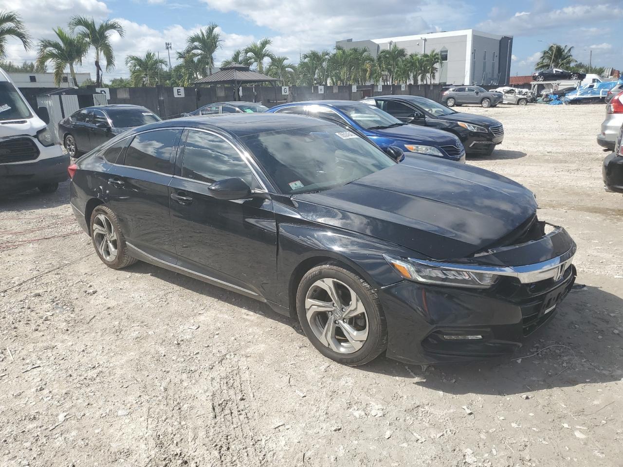 2018 HONDA ACCORD