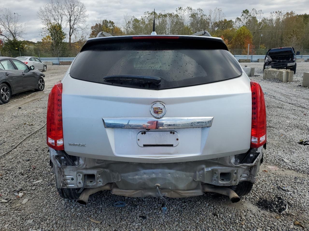 2010 CADILLAC SRX