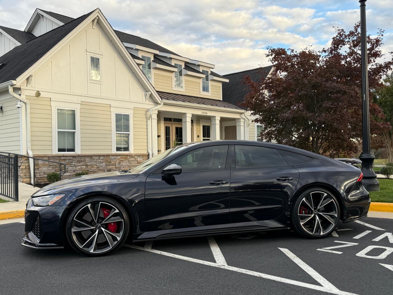 2023 AUDI RS7