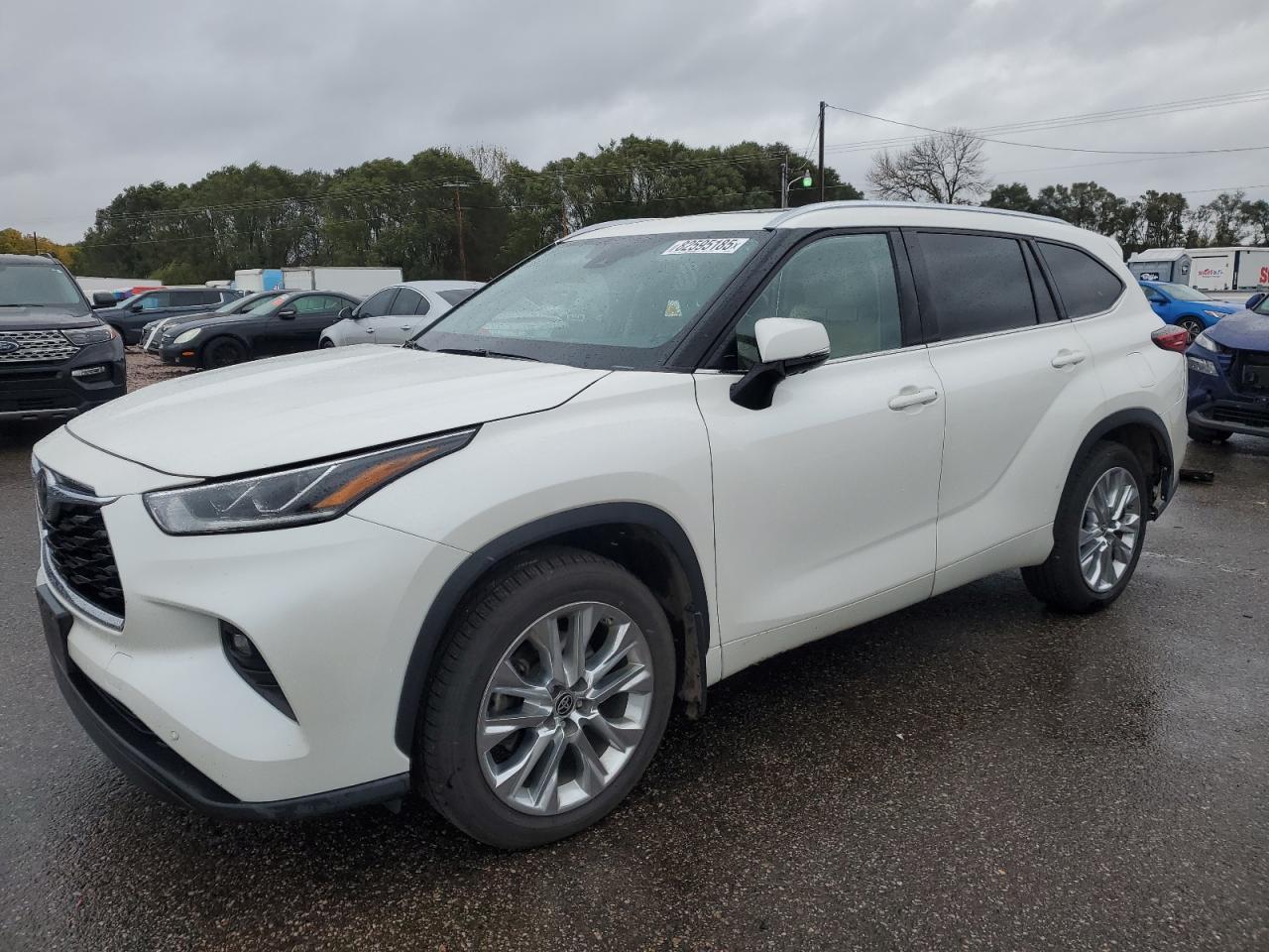 2021 TOYOTA HIGHLANDER