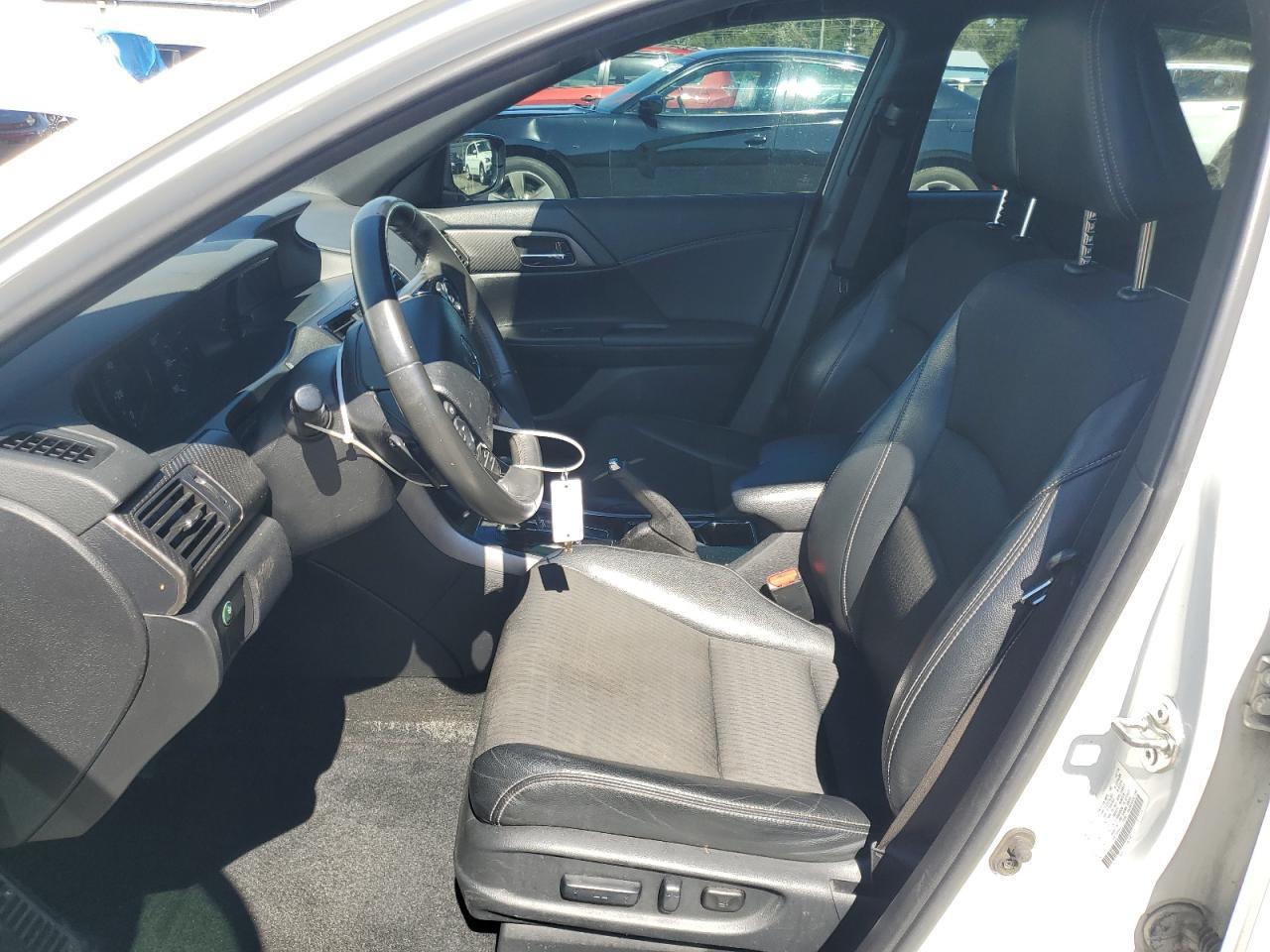 2017 HONDA ACCORD