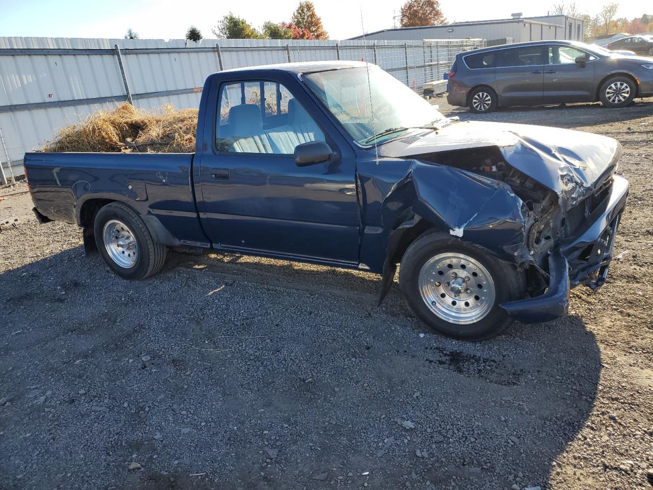 1990 TOYOTA Pickup
