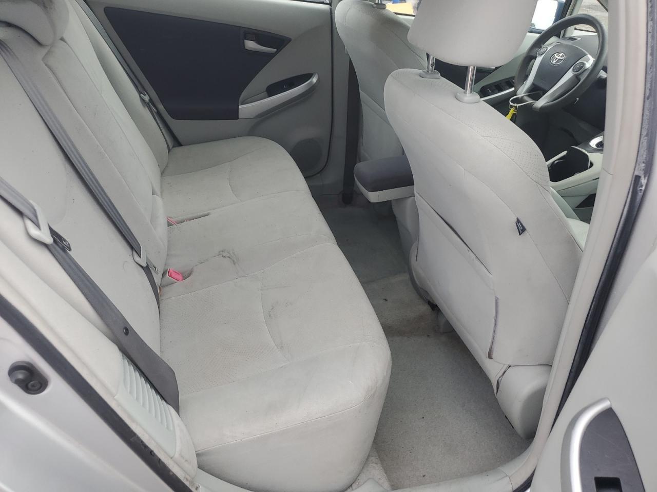 2010 TOYOTA PRIUS