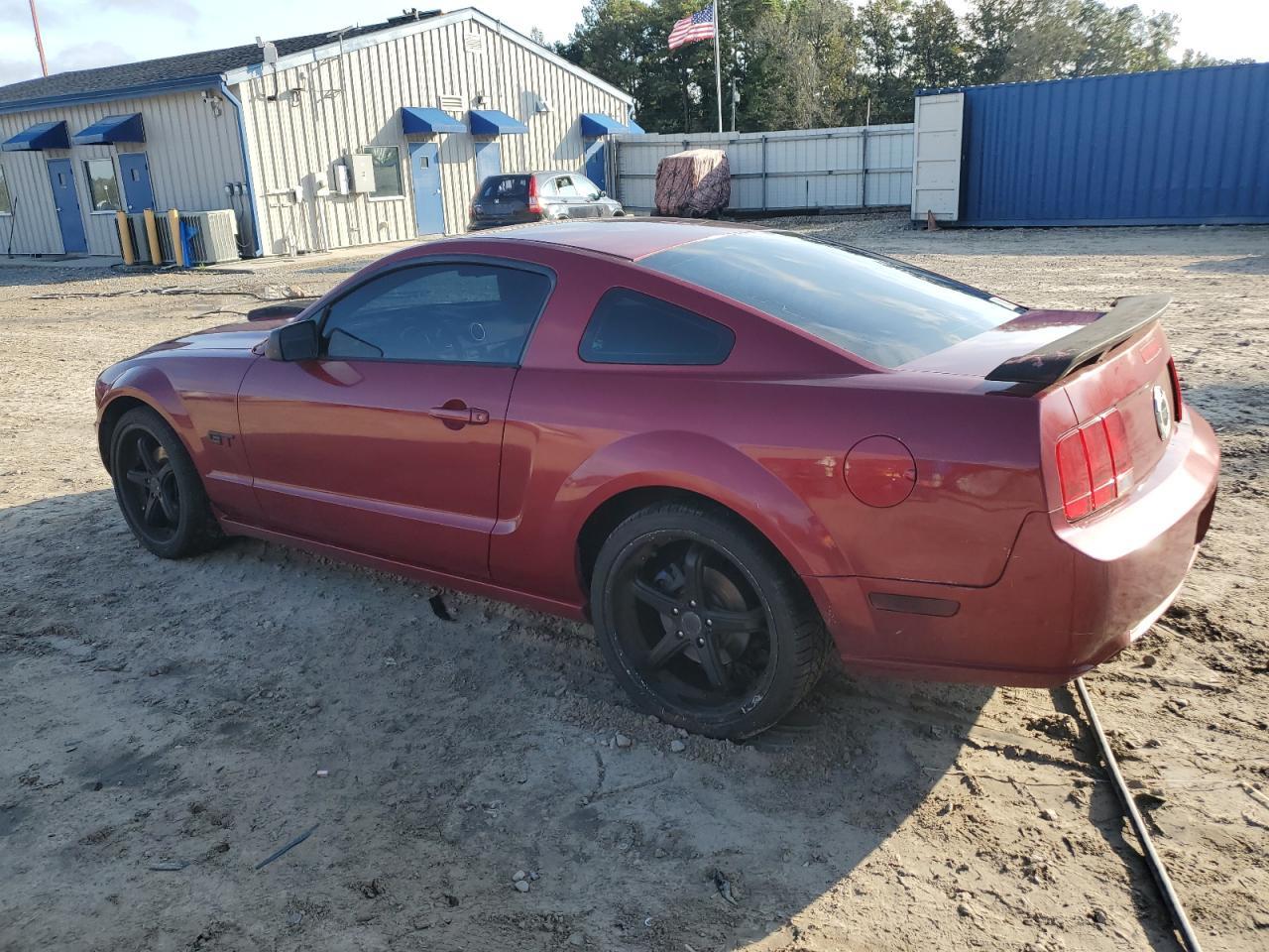 2005 FORD MUSTANG