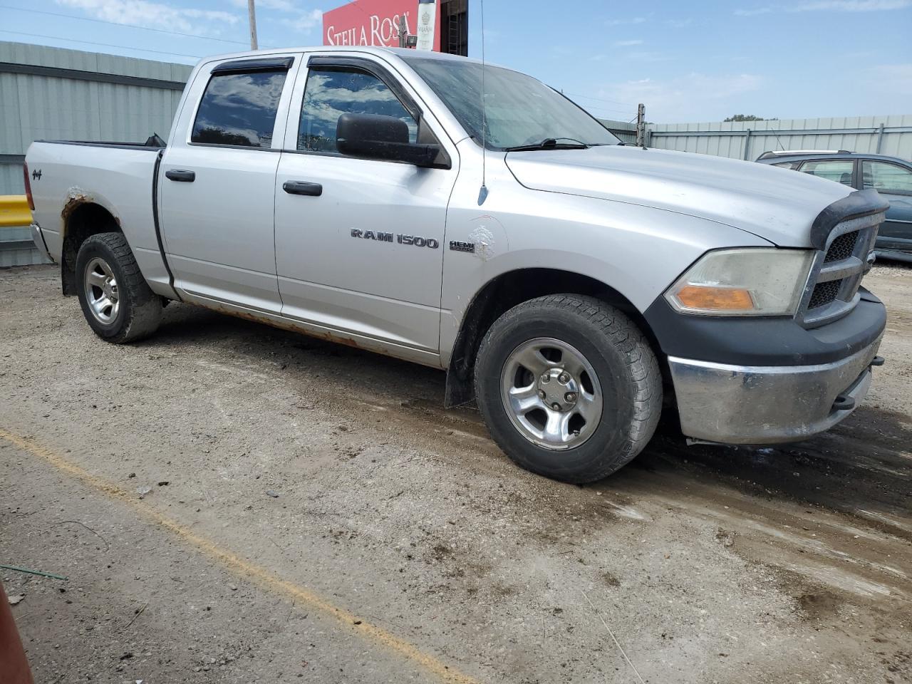 2011 DODGE RAM 1500