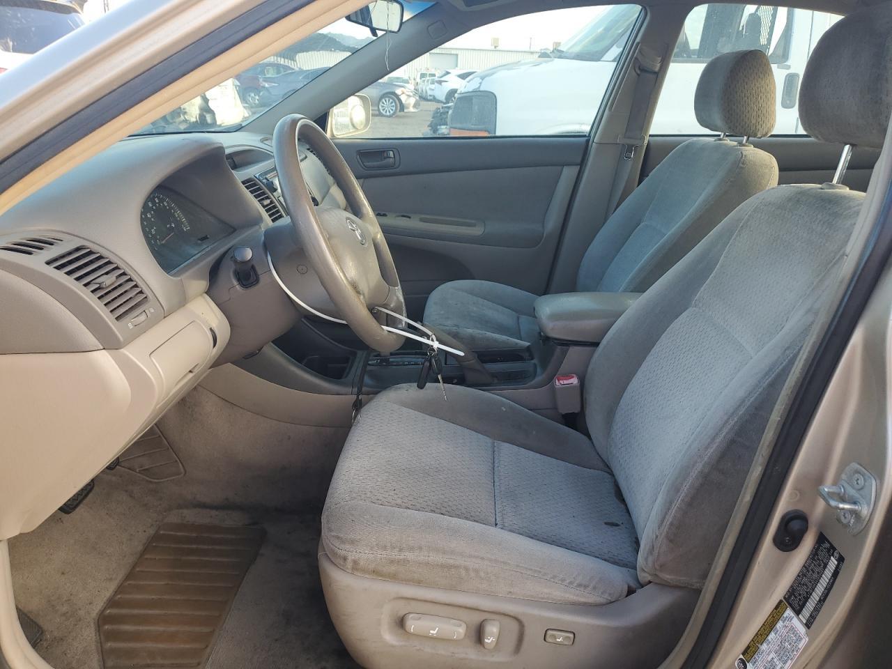2004 TOYOTA CAMRY