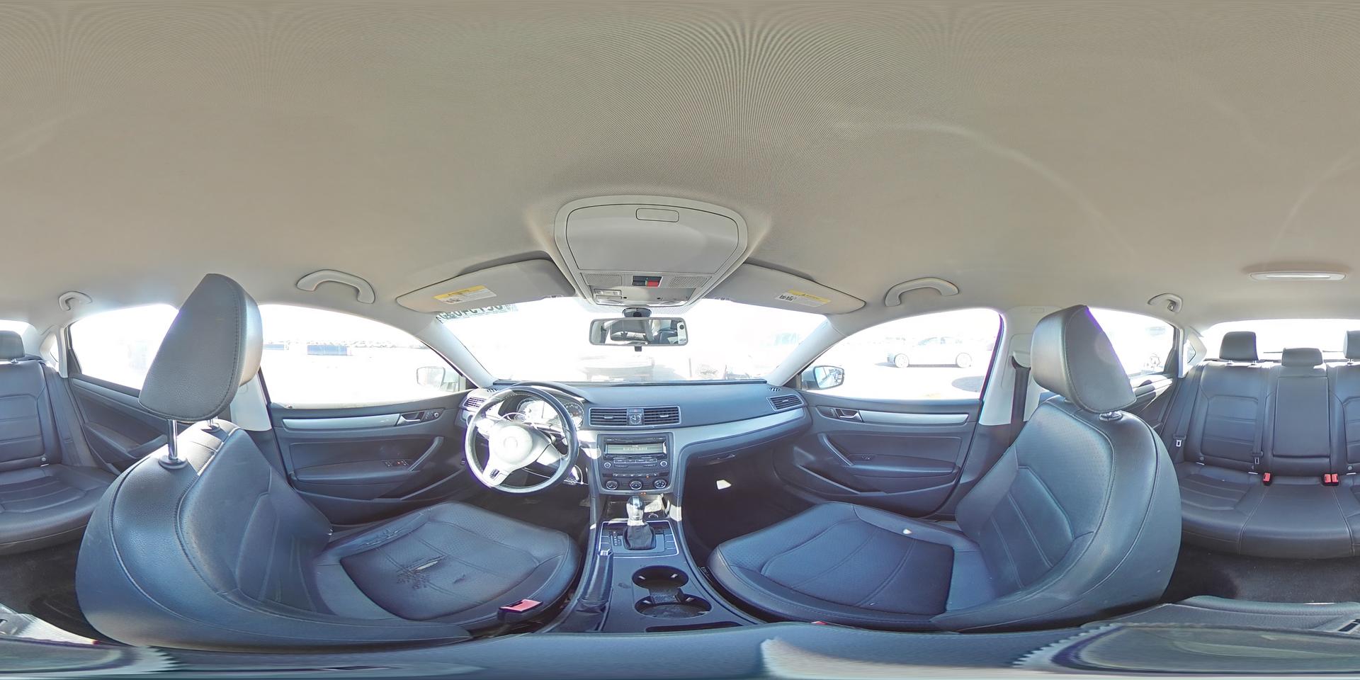 2014 VOLKSWAGEN Passat