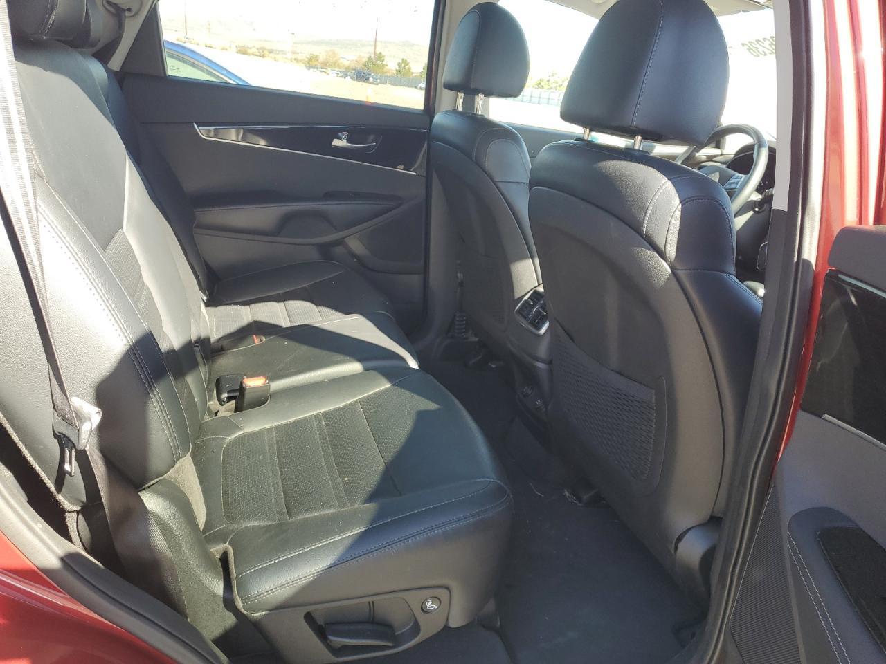 2020 KIA SORENTO