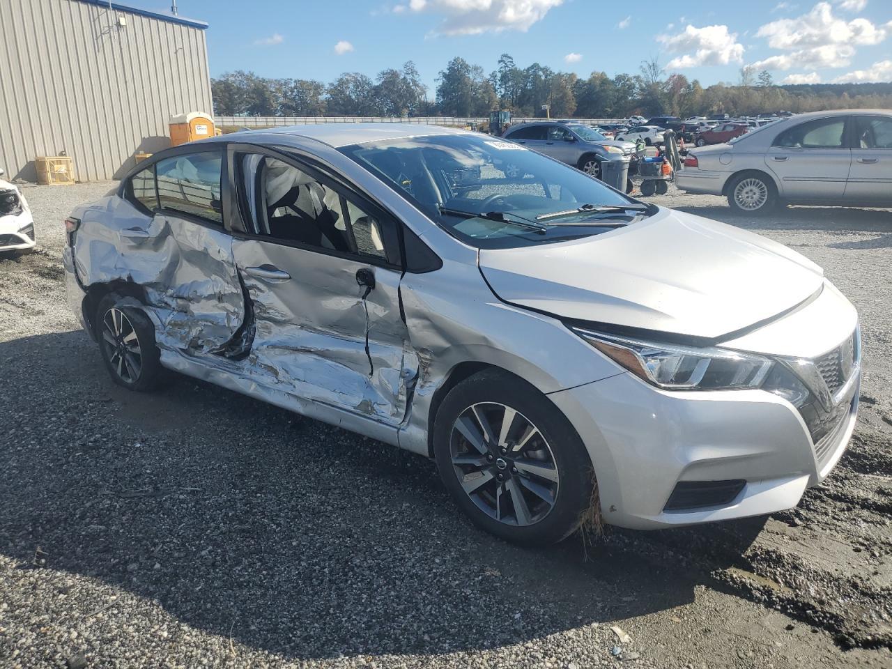 2021 NISSAN VERSA