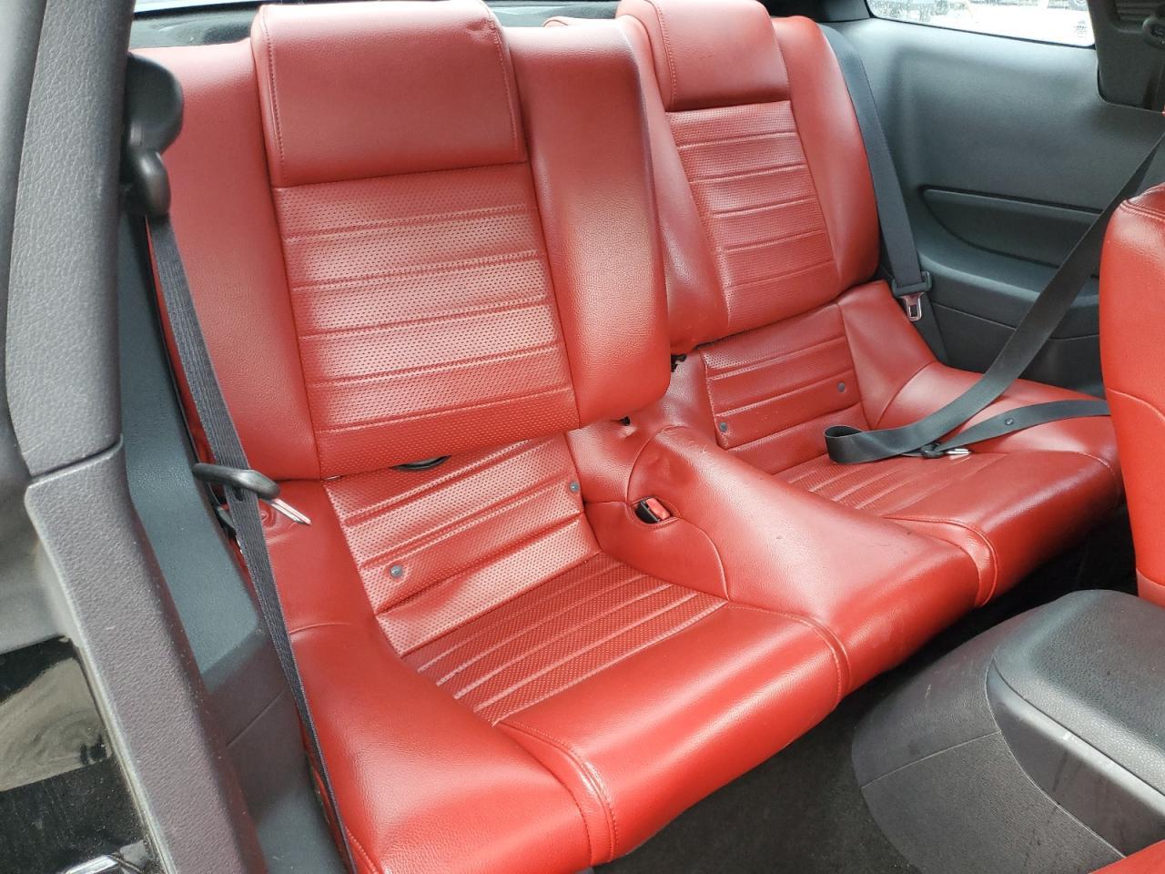 2005 FORD MUSTANG