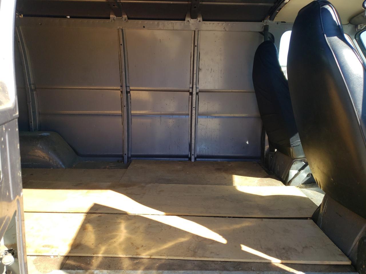 1992 DODGE RAM VAN