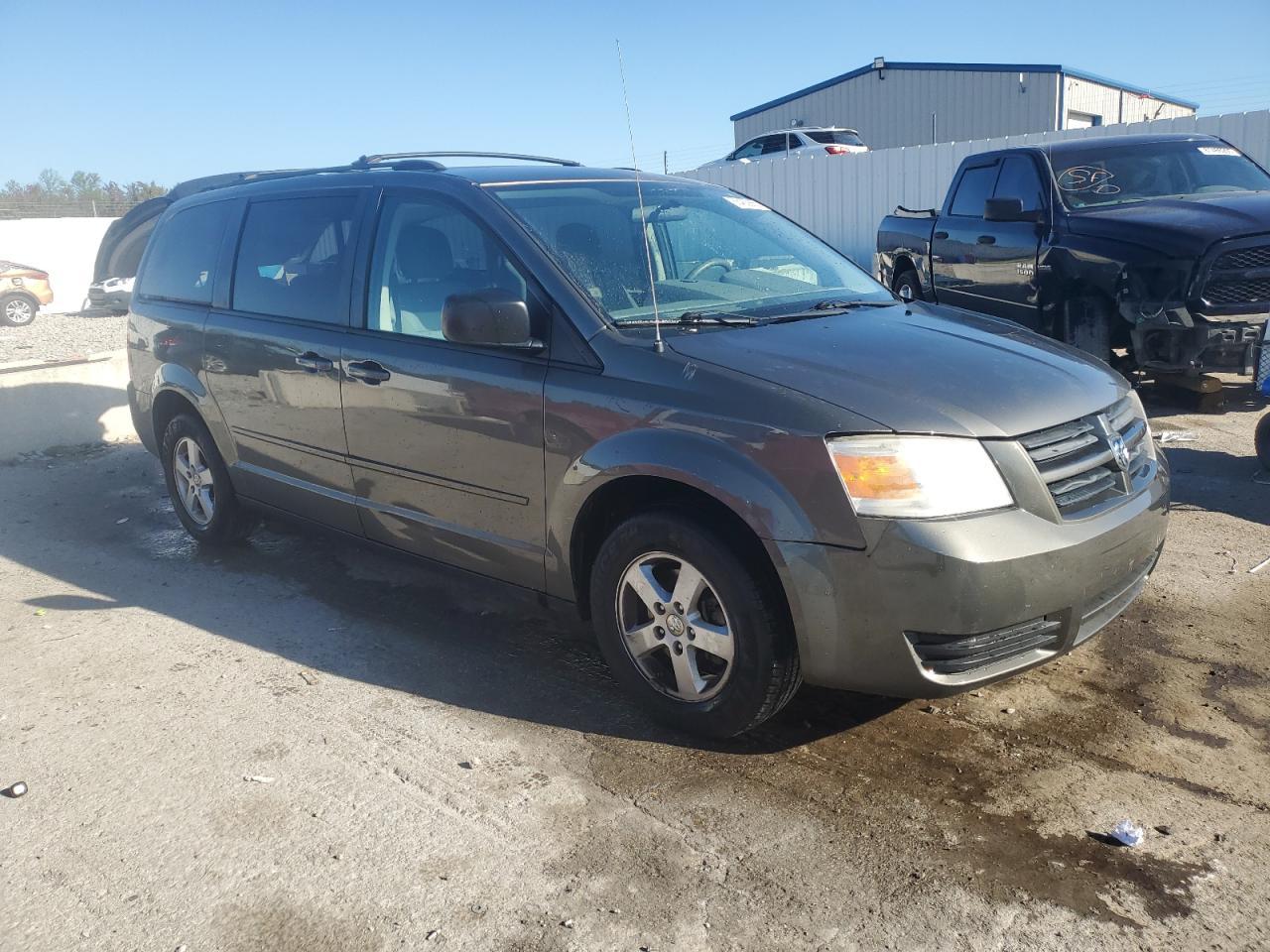 2010 DODGE GRAND CARAVAN