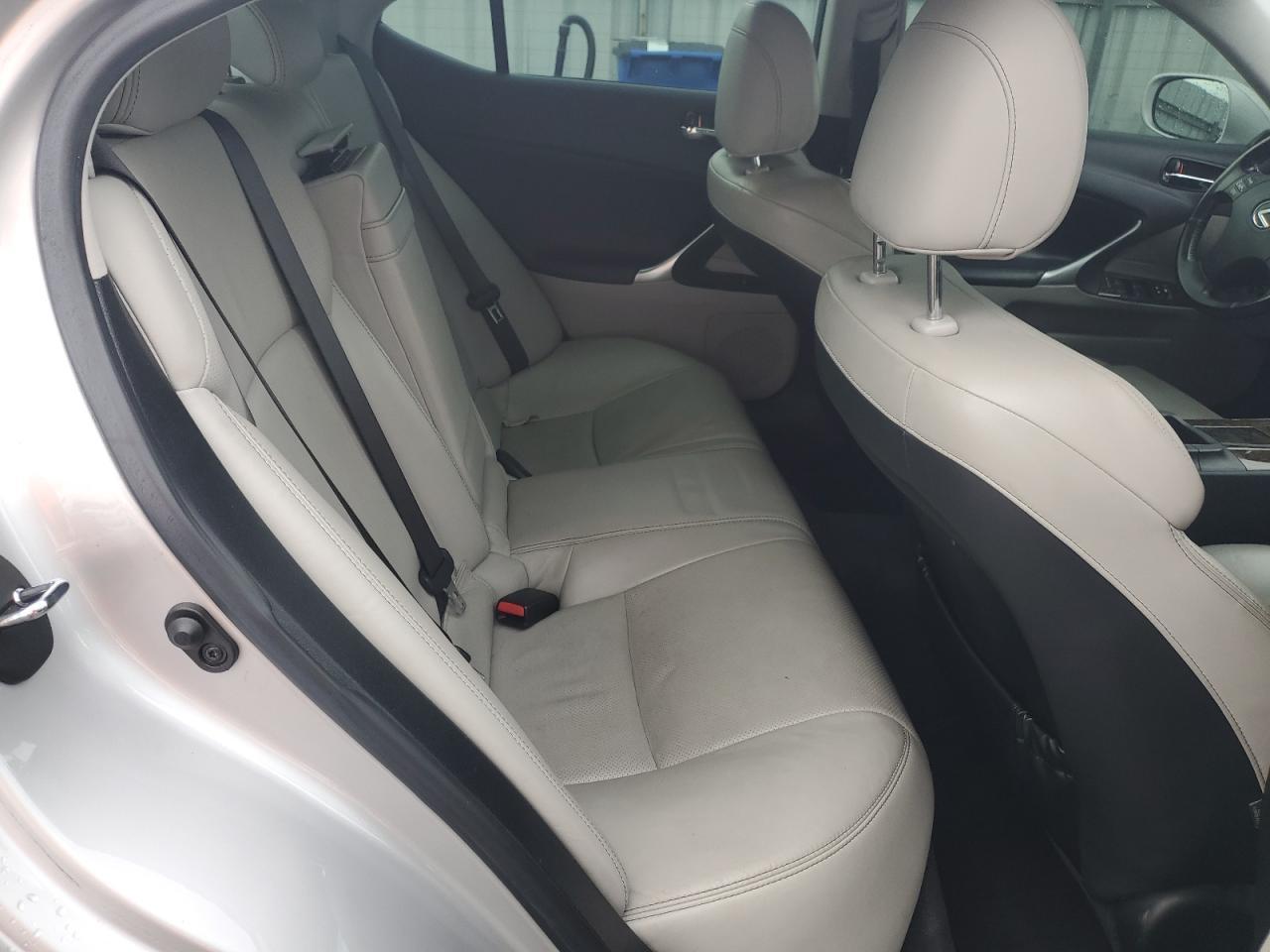2009 LEXUS IS 250