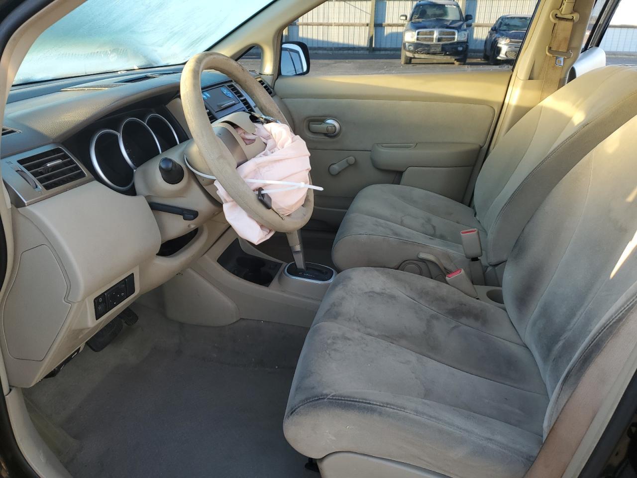 2009 NISSAN VERSA