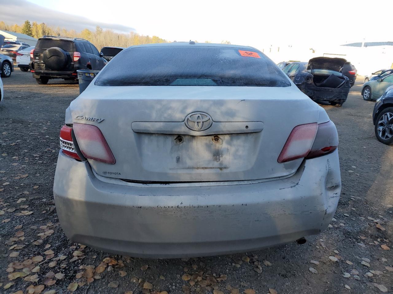 2011 TOYOTA CAMRY