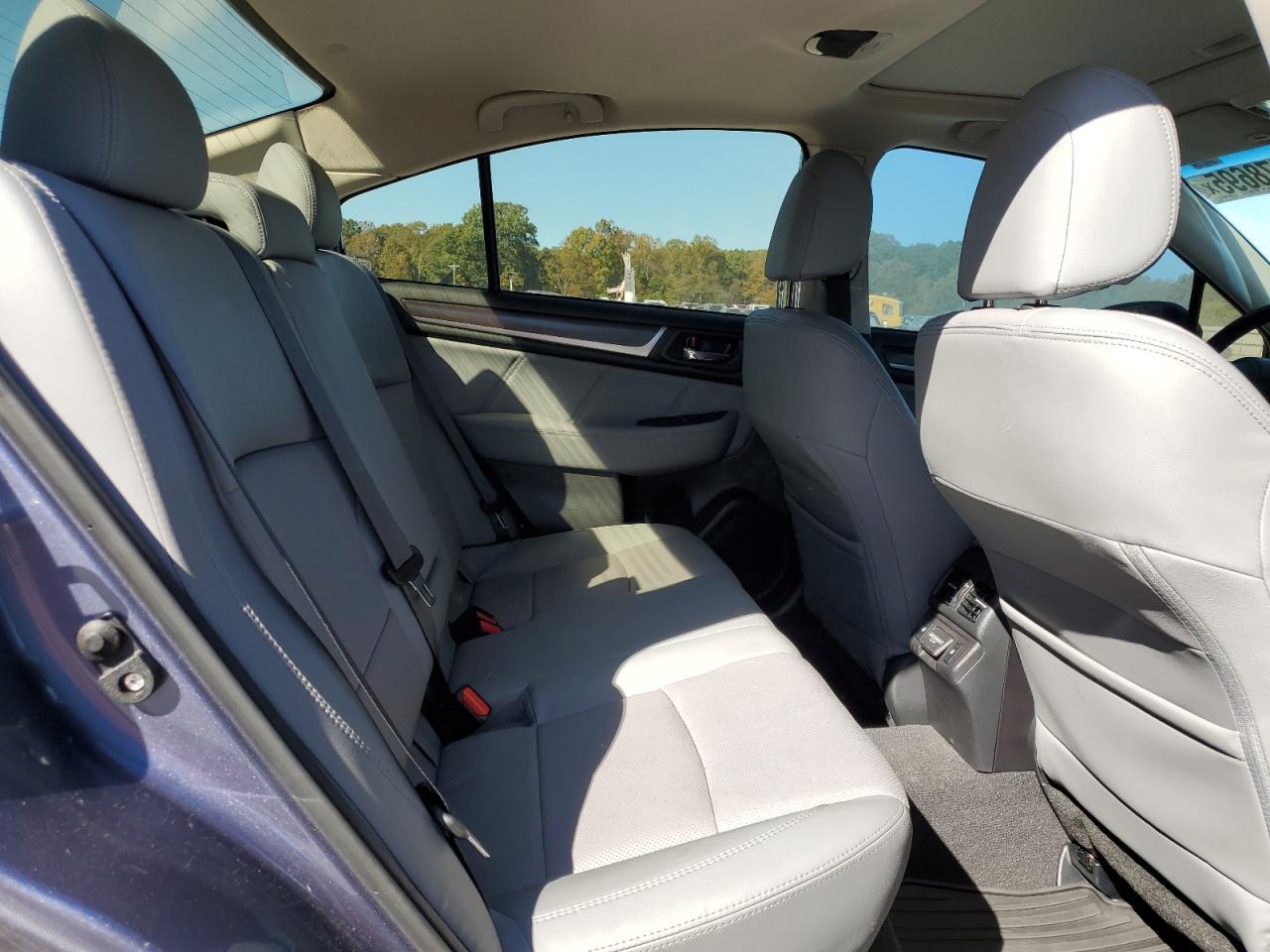 2018 SUBARU Legacy