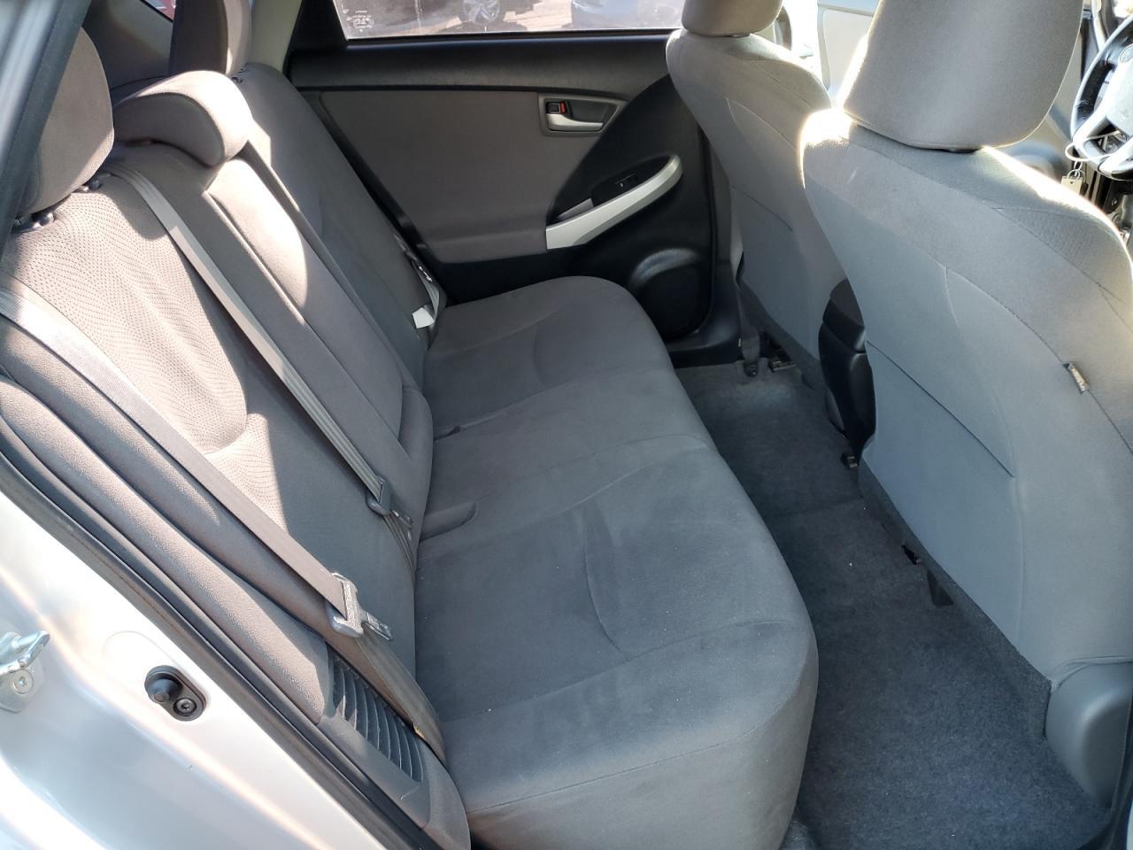 2015 TOYOTA PRIUS