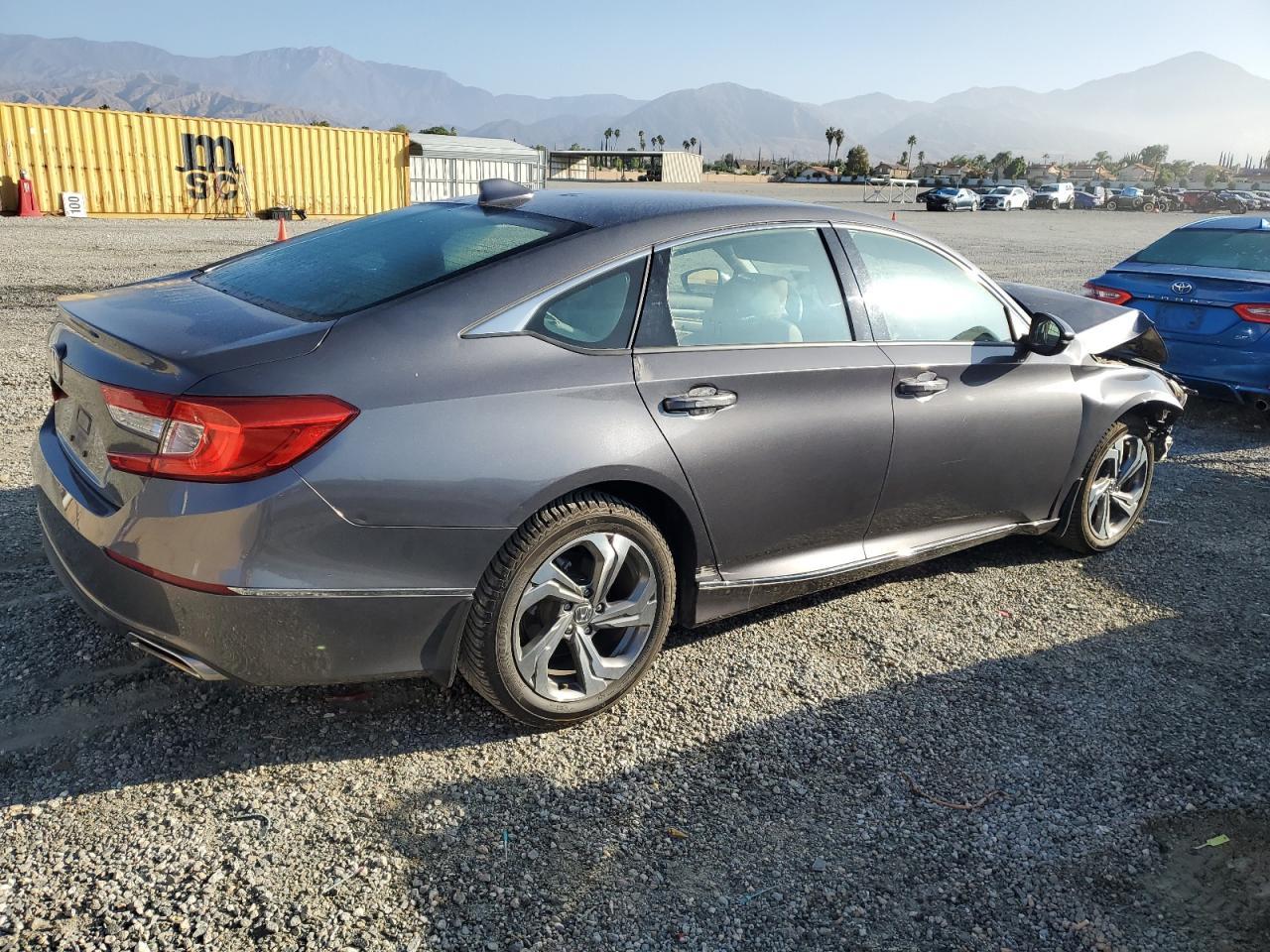 2018 HONDA ACCORD
