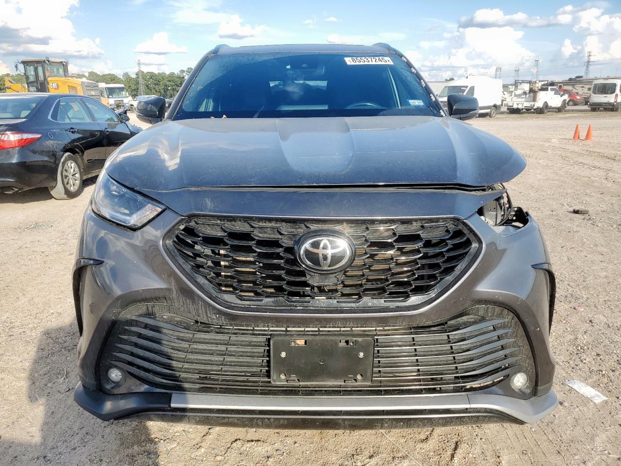 2022 TOYOTA HIGHLANDER