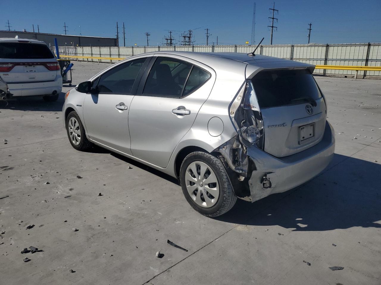 2014 TOYOTA Prius c