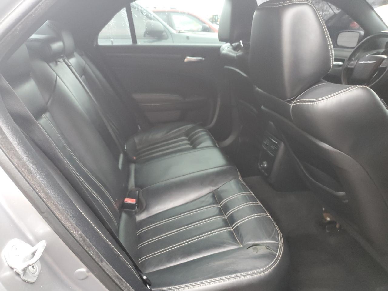 2013 CHRYSLER 300