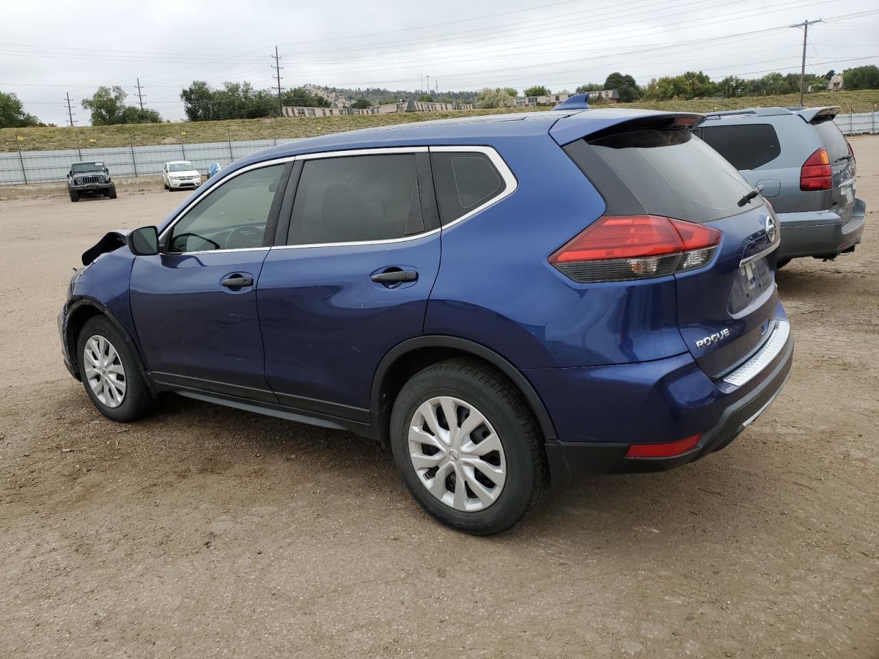 2017 NISSAN ROGUE