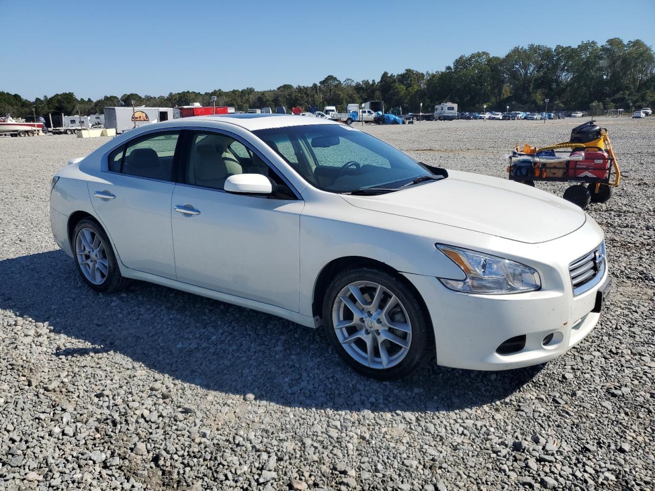 2014 NISSAN Maxima