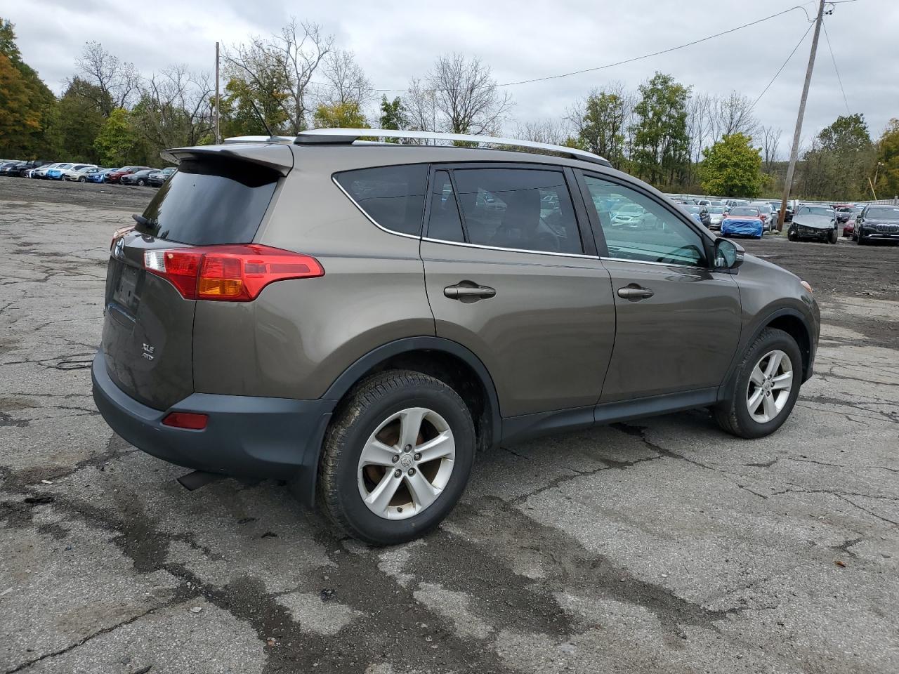 2014 TOYOTA RAV4