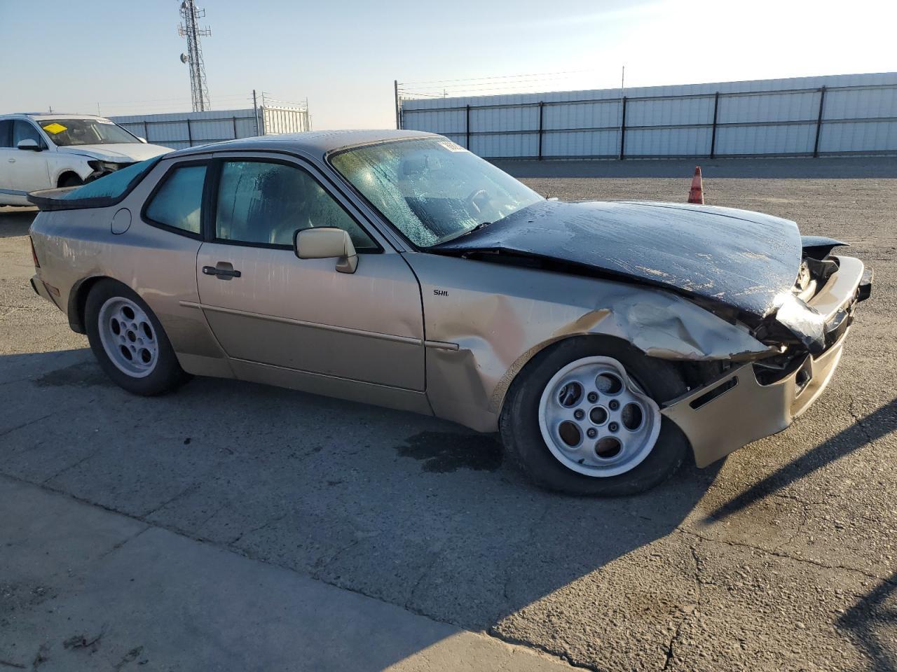 1986 PORSCHE 944
