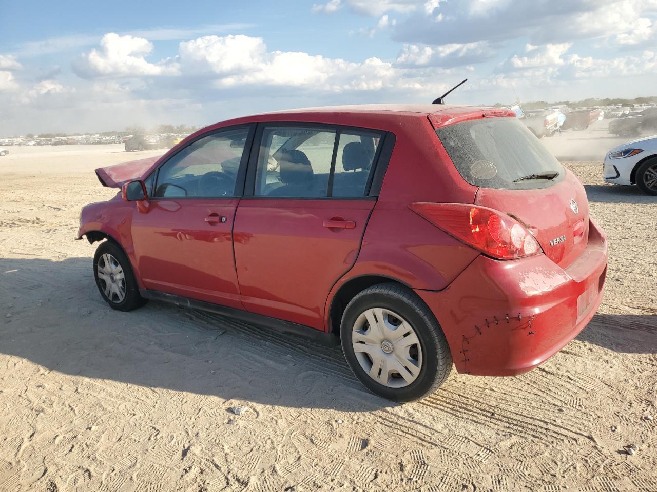 2012 NISSAN VERSA