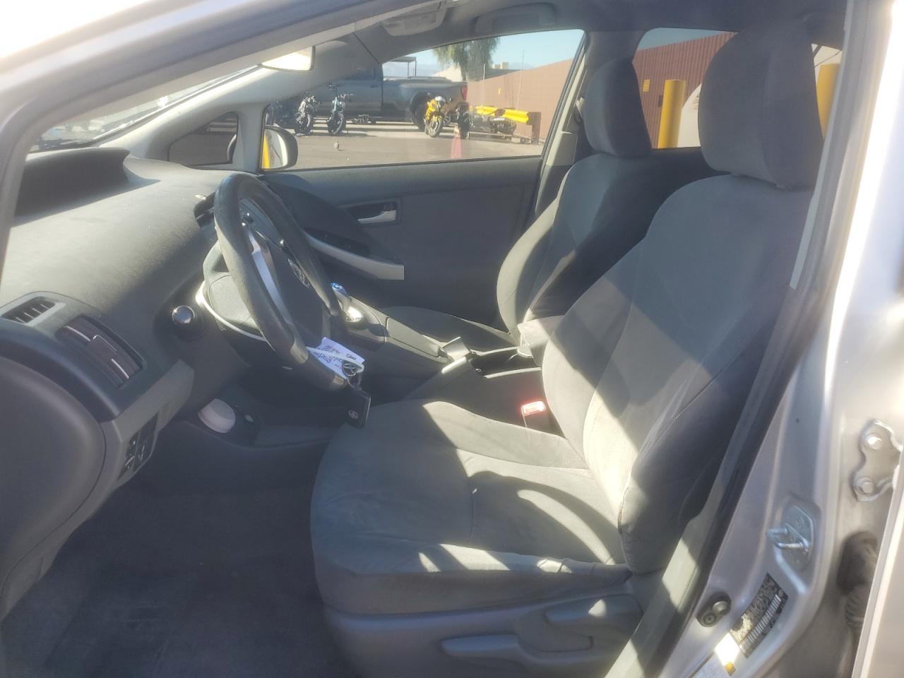 2010 TOYOTA PRIUS