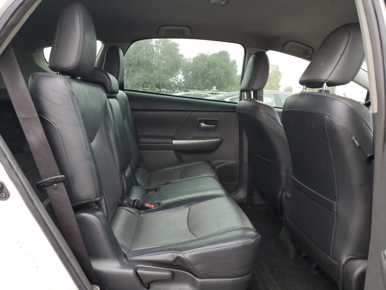2012 TOYOTA PRIUS V