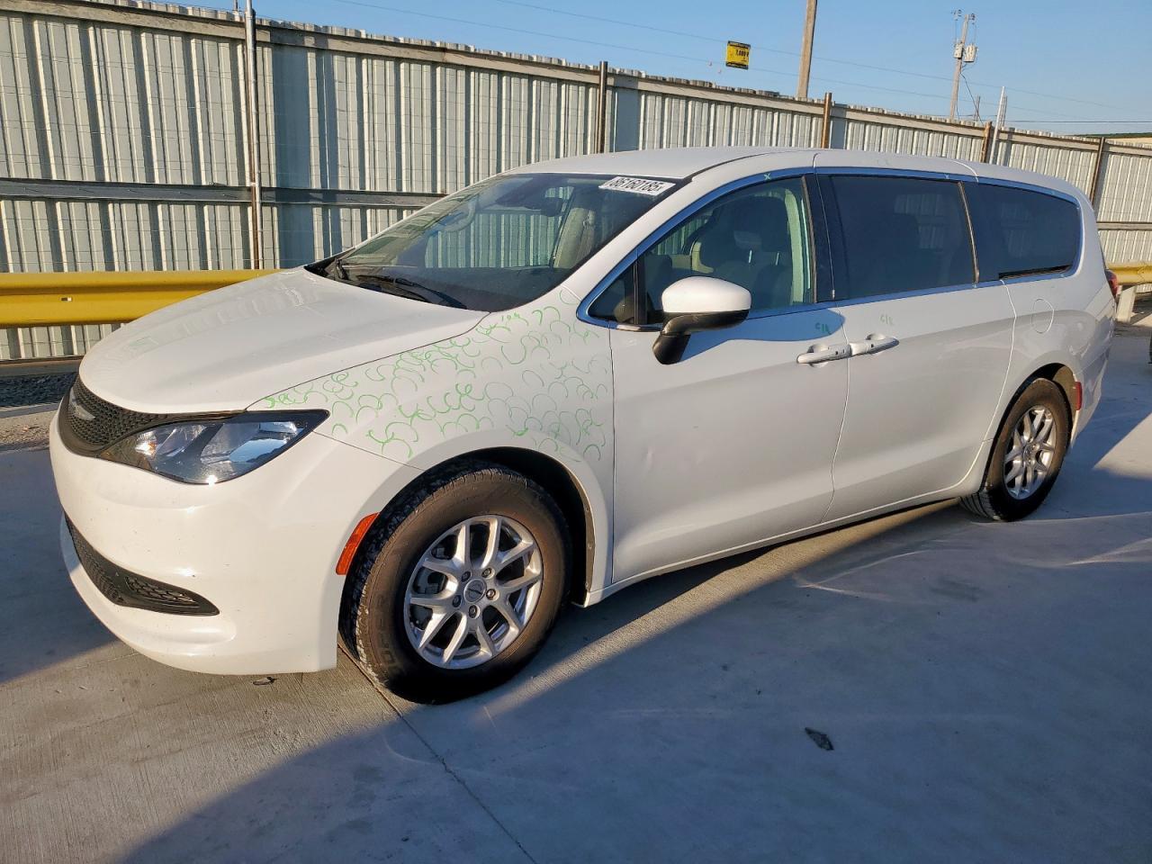 2023 CHRYSLER Voyager