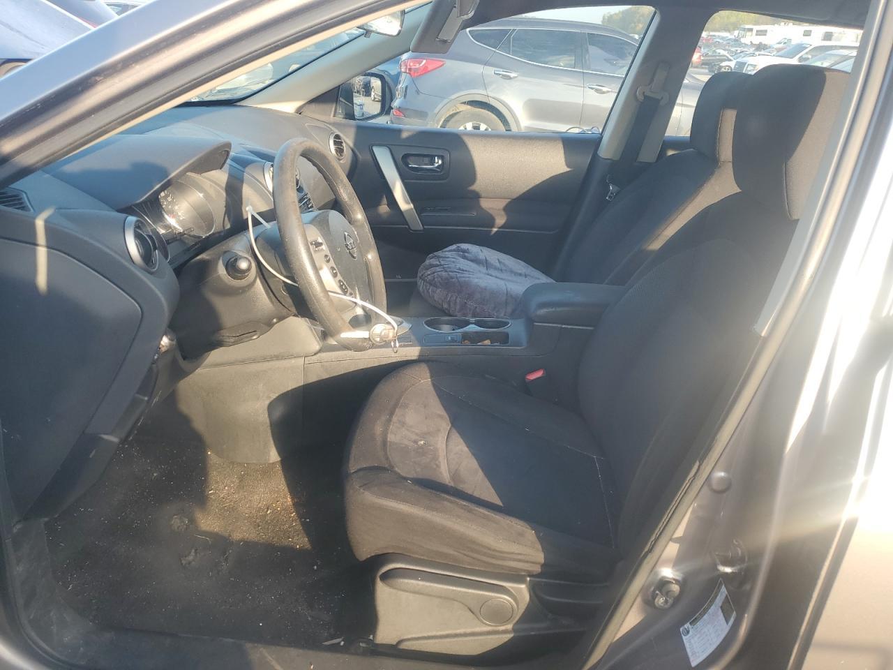 2014 NISSAN ROGUE
