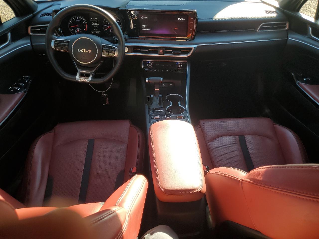 2022 KIA K5