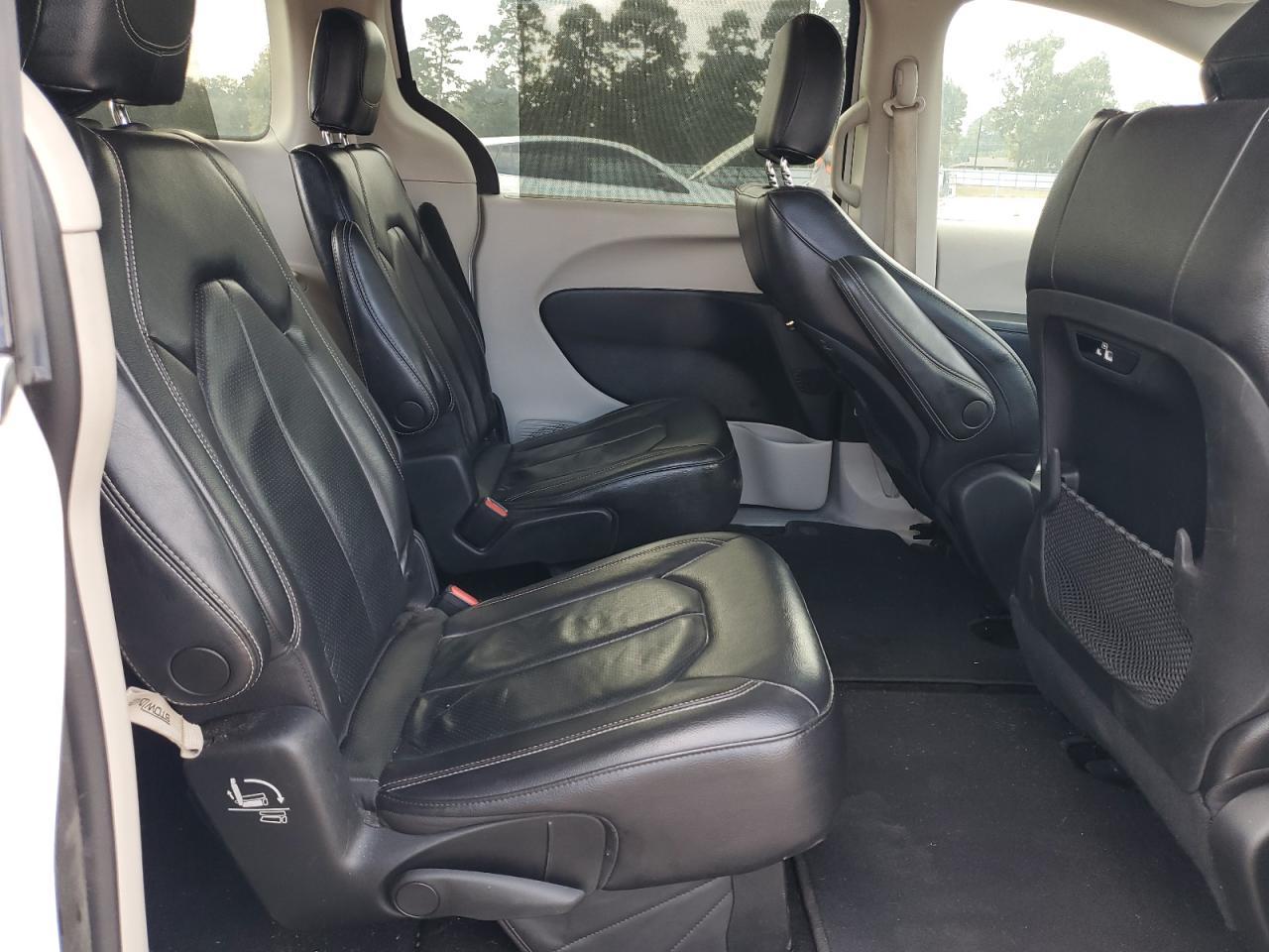 2022 CHRYSLER Pacifica