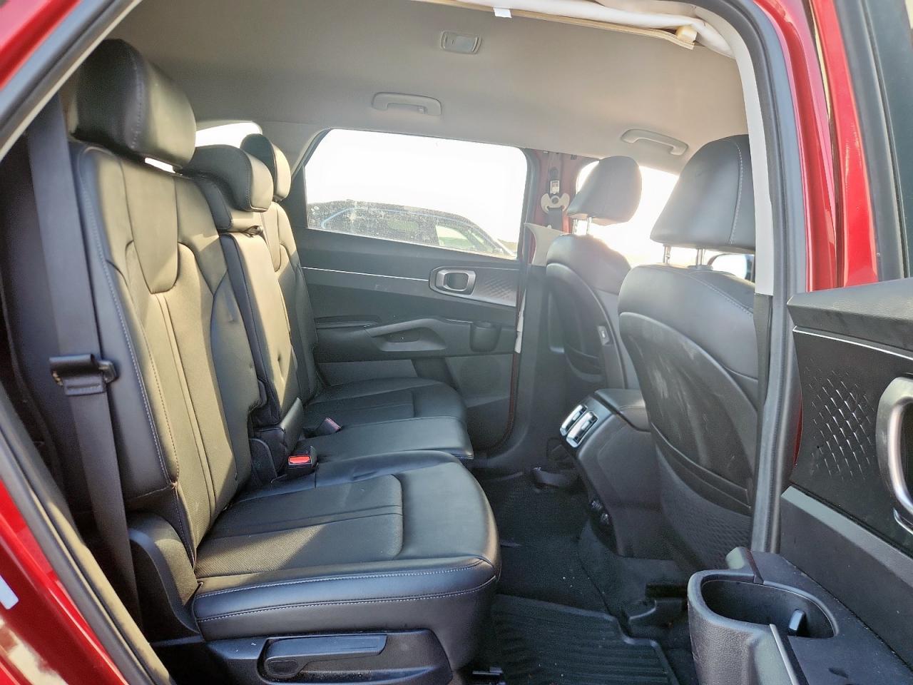 2022 KIA SORENTO