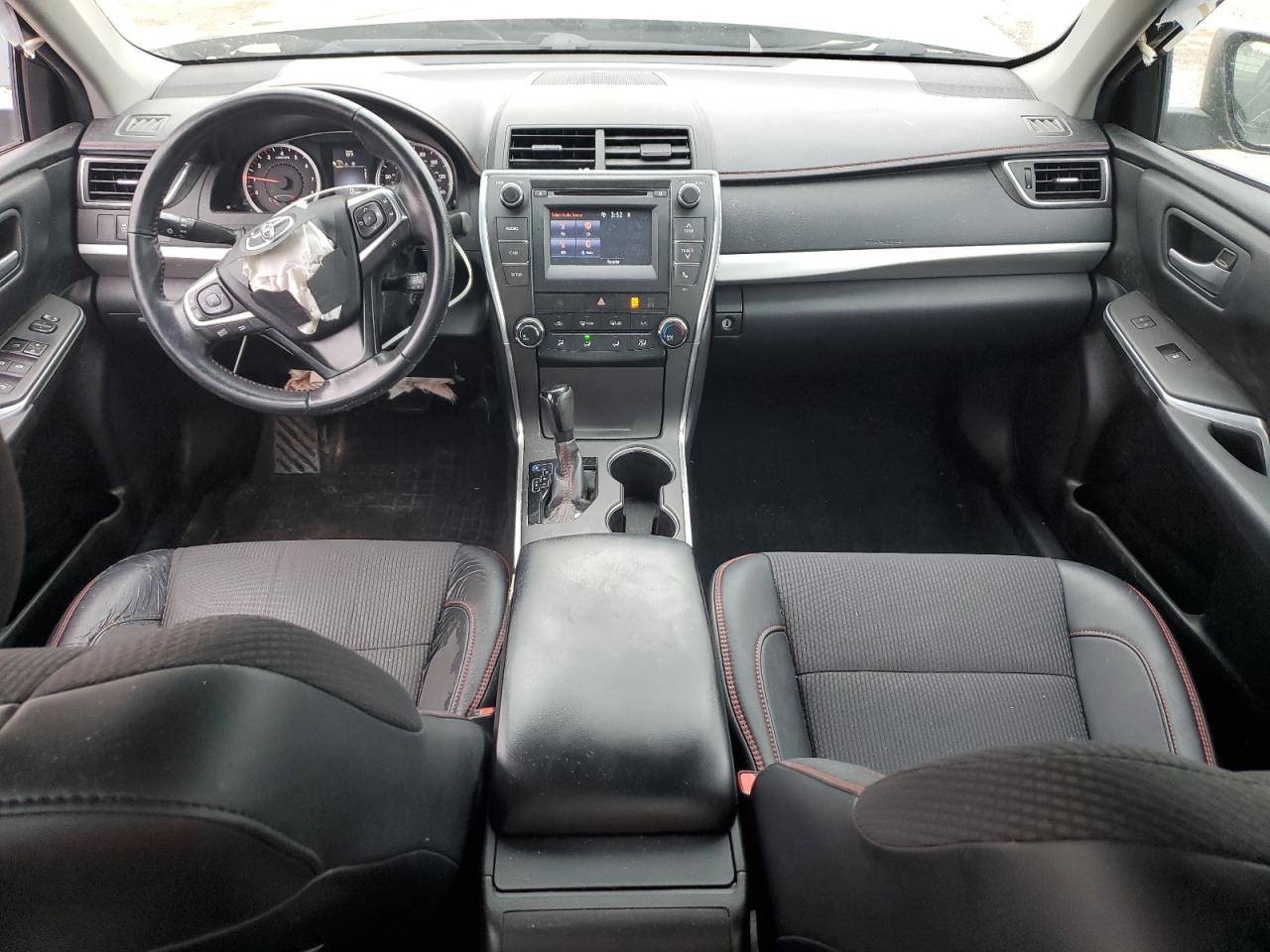 2016 TOYOTA CAMRY