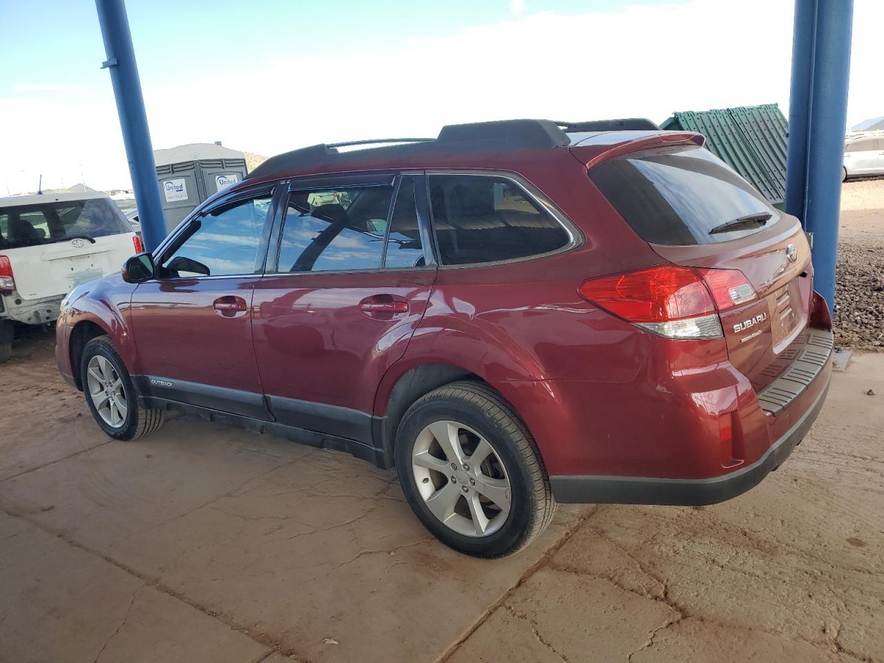 2013 SUBARU Outback