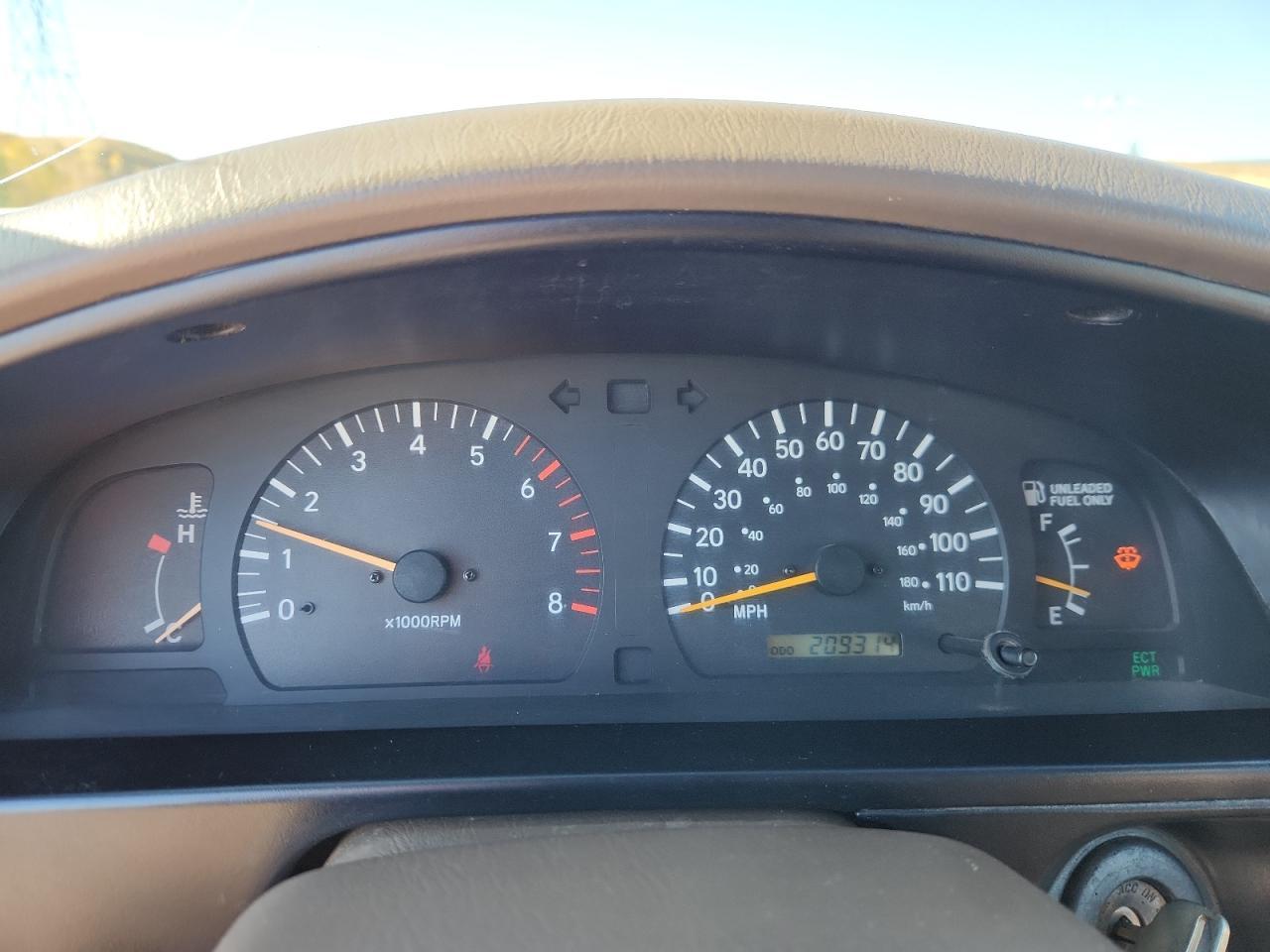 2000 TOYOTA TACOMA
