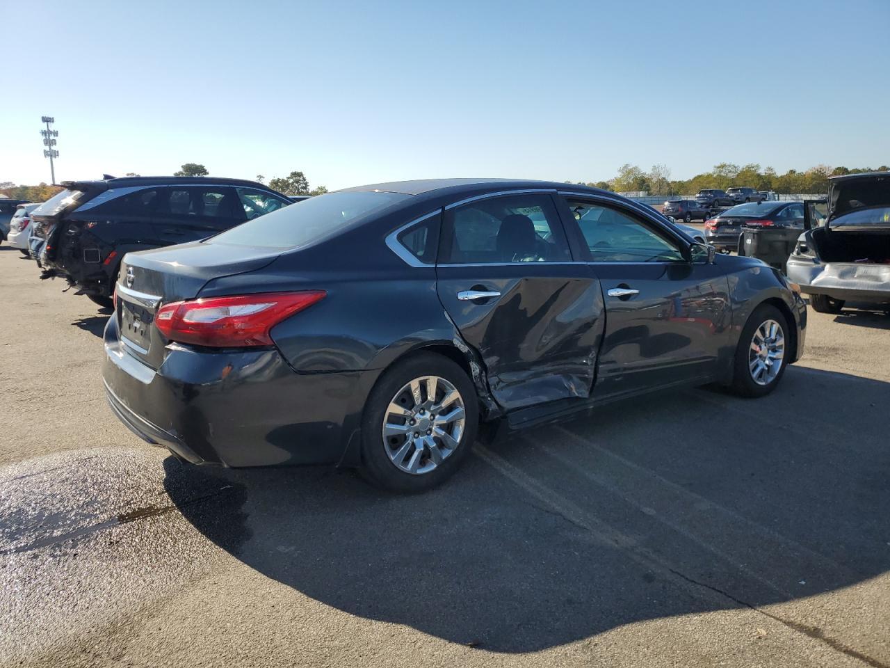 2017 NISSAN ALTIMA