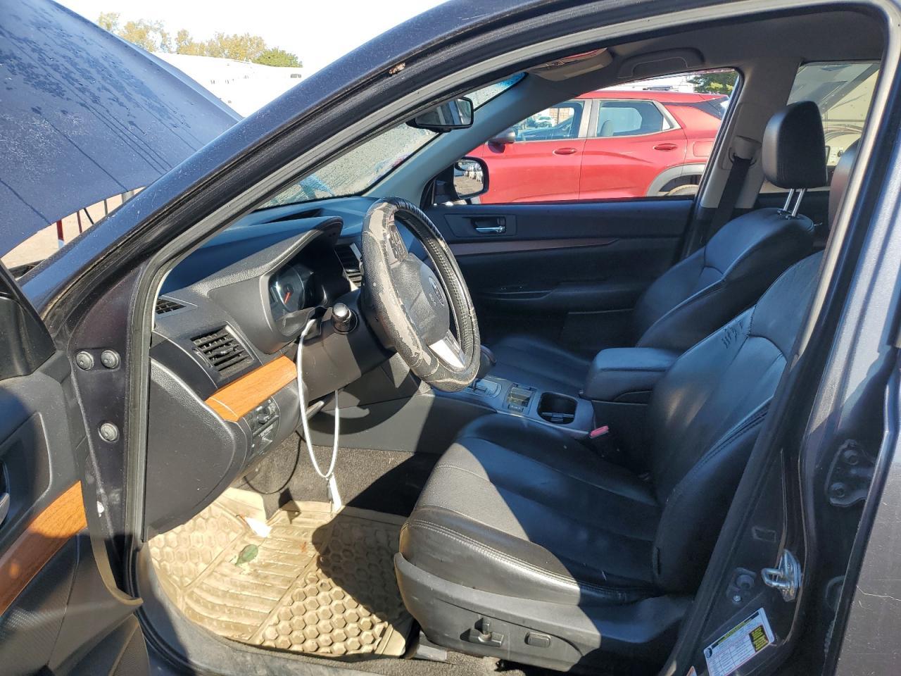 2013 SUBARU Outback