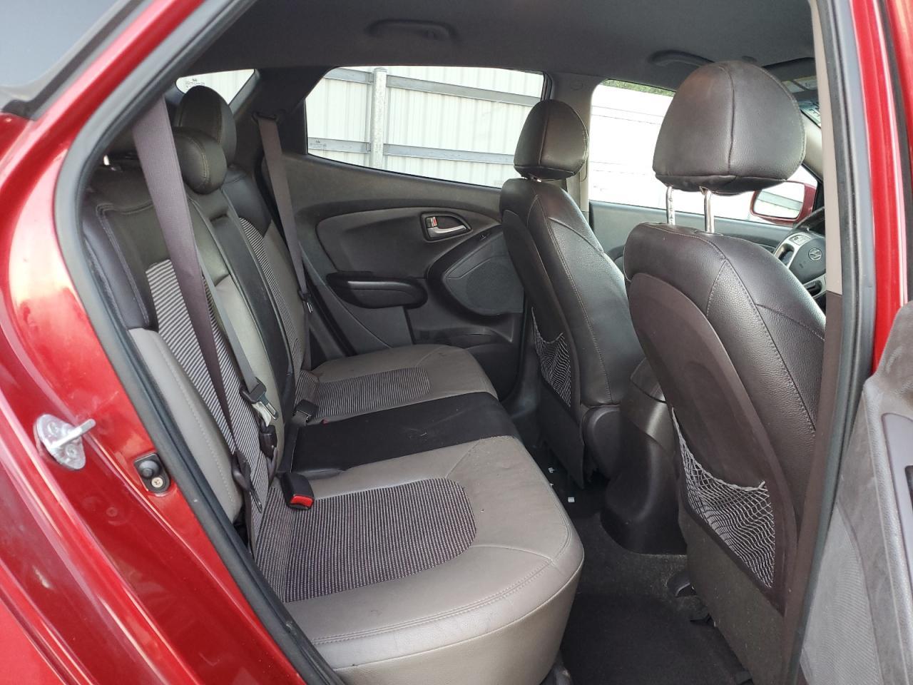 2012 HYUNDAI TUCSON