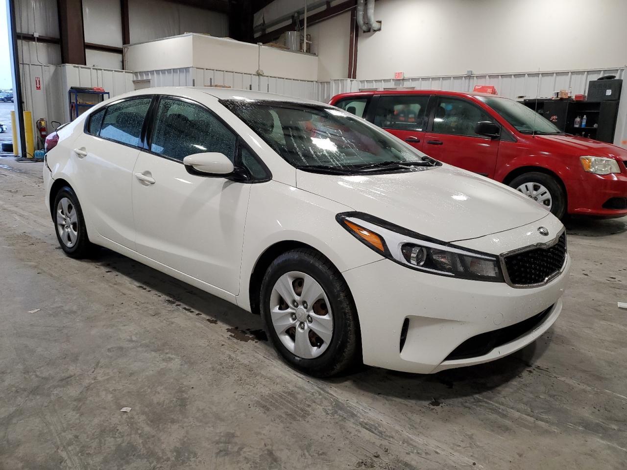 2017 KIA FORTE