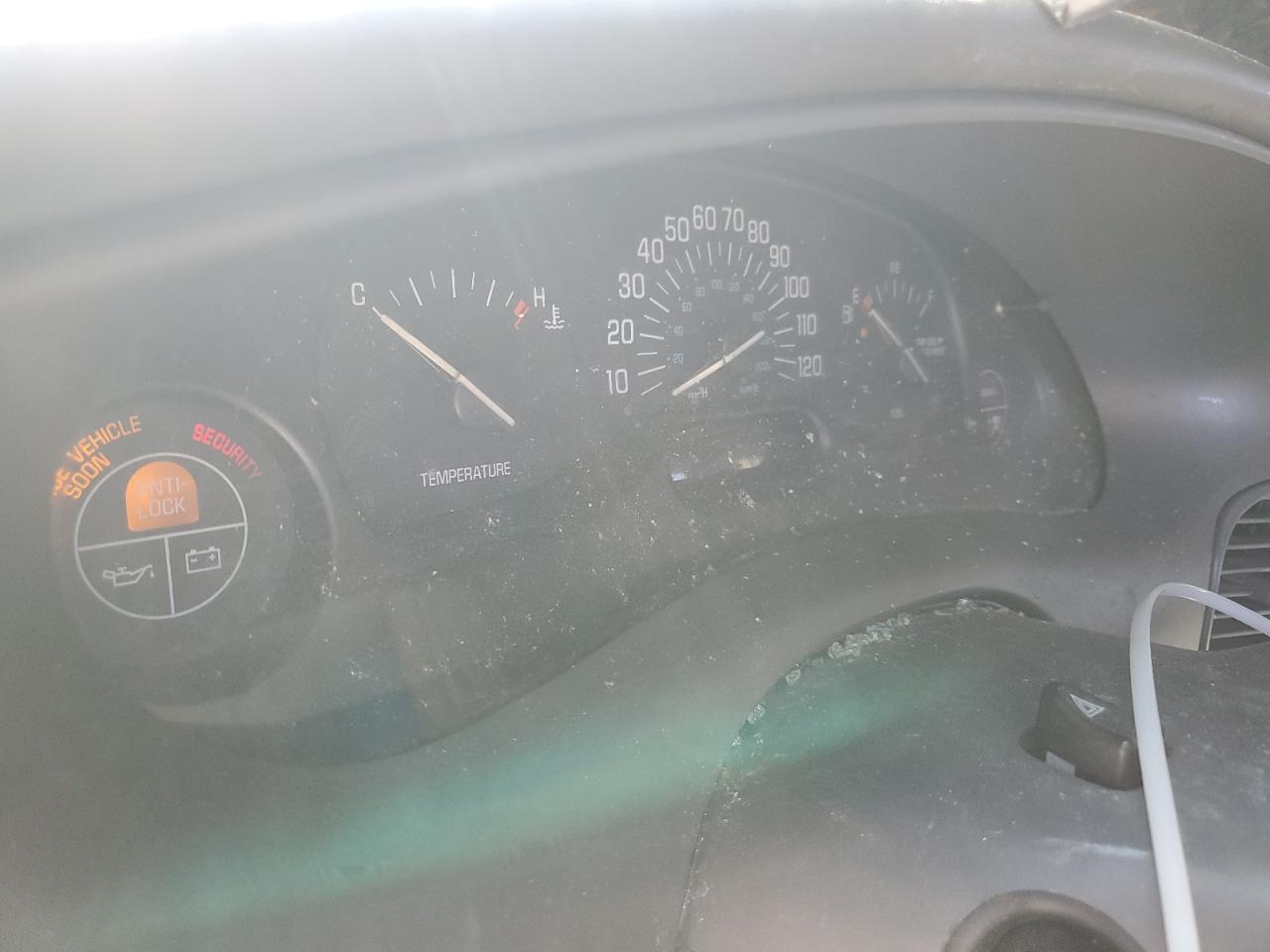 2002 BUICK Century