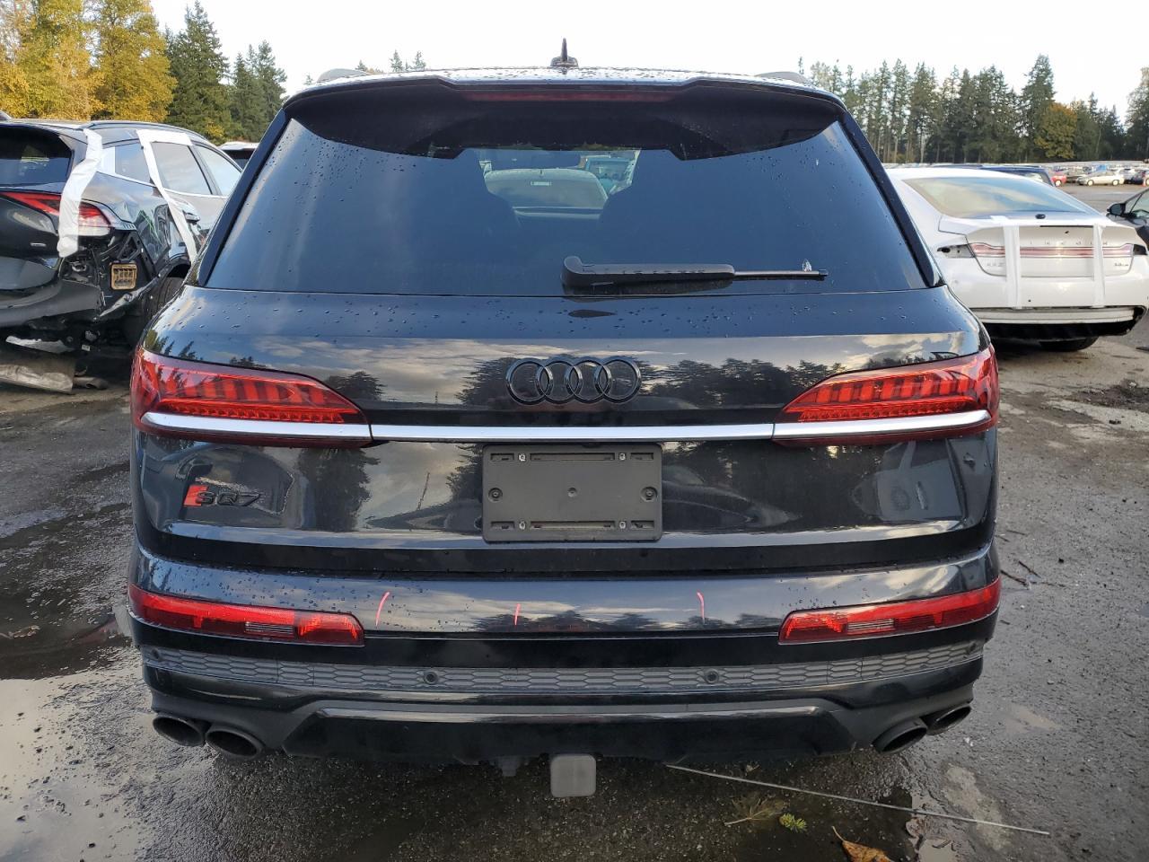 2021 AUDI SQ7