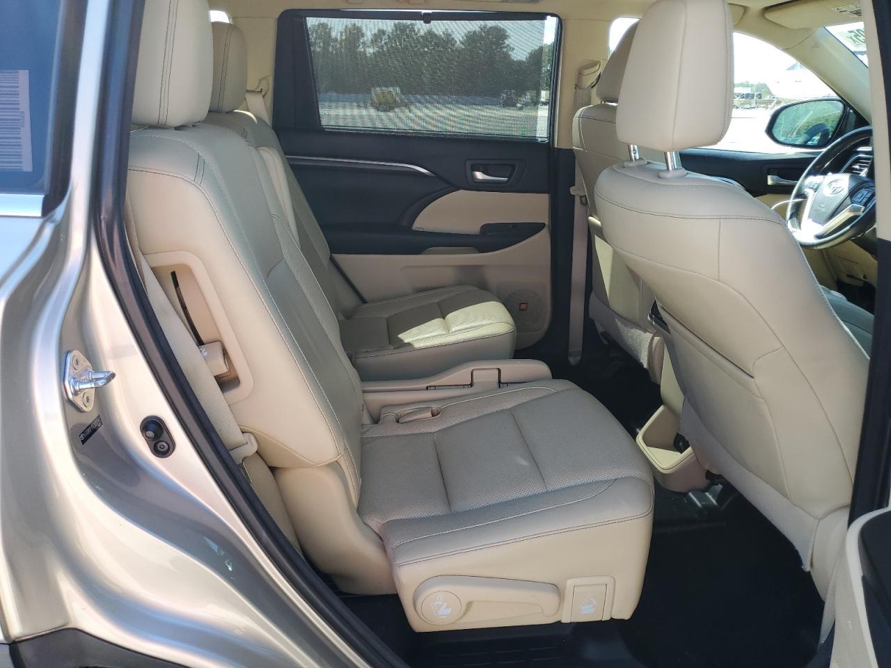 2014 TOYOTA HIGHLANDER